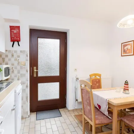 Holiday home Moewe1 Busum