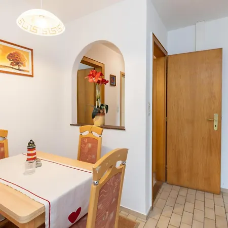 Holiday home Moewe1